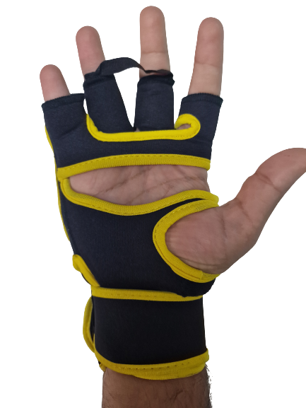 Maxx Weighted Gloves 0.5kg Black/Yellow