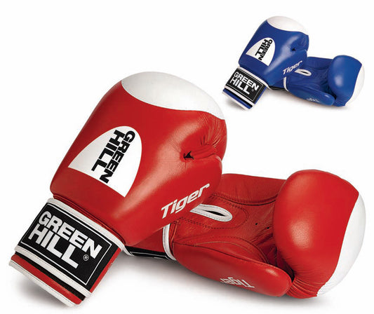 Green Hill Boxing Gloves With Target